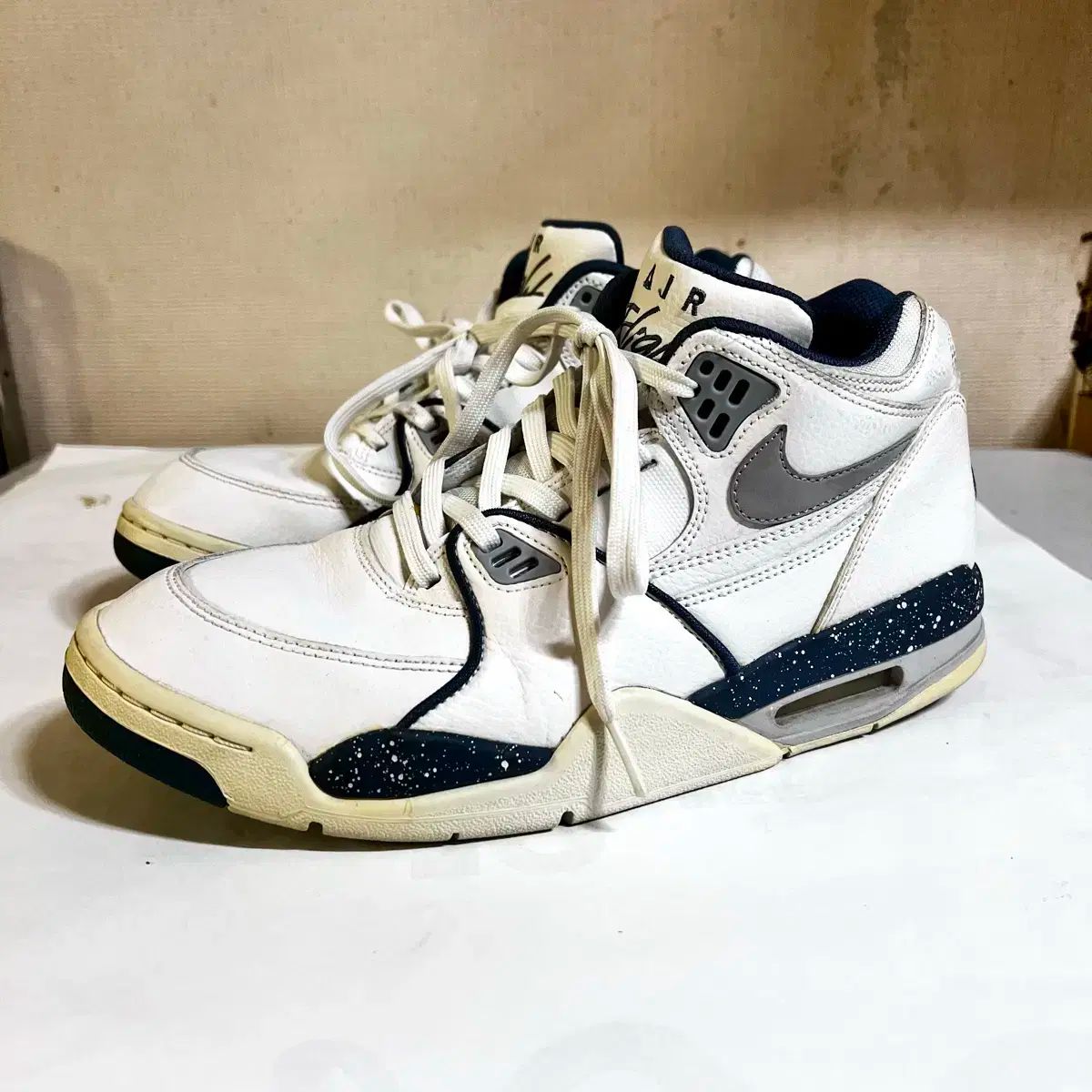 275 ナイキ エア フライト 89 白 ハイ