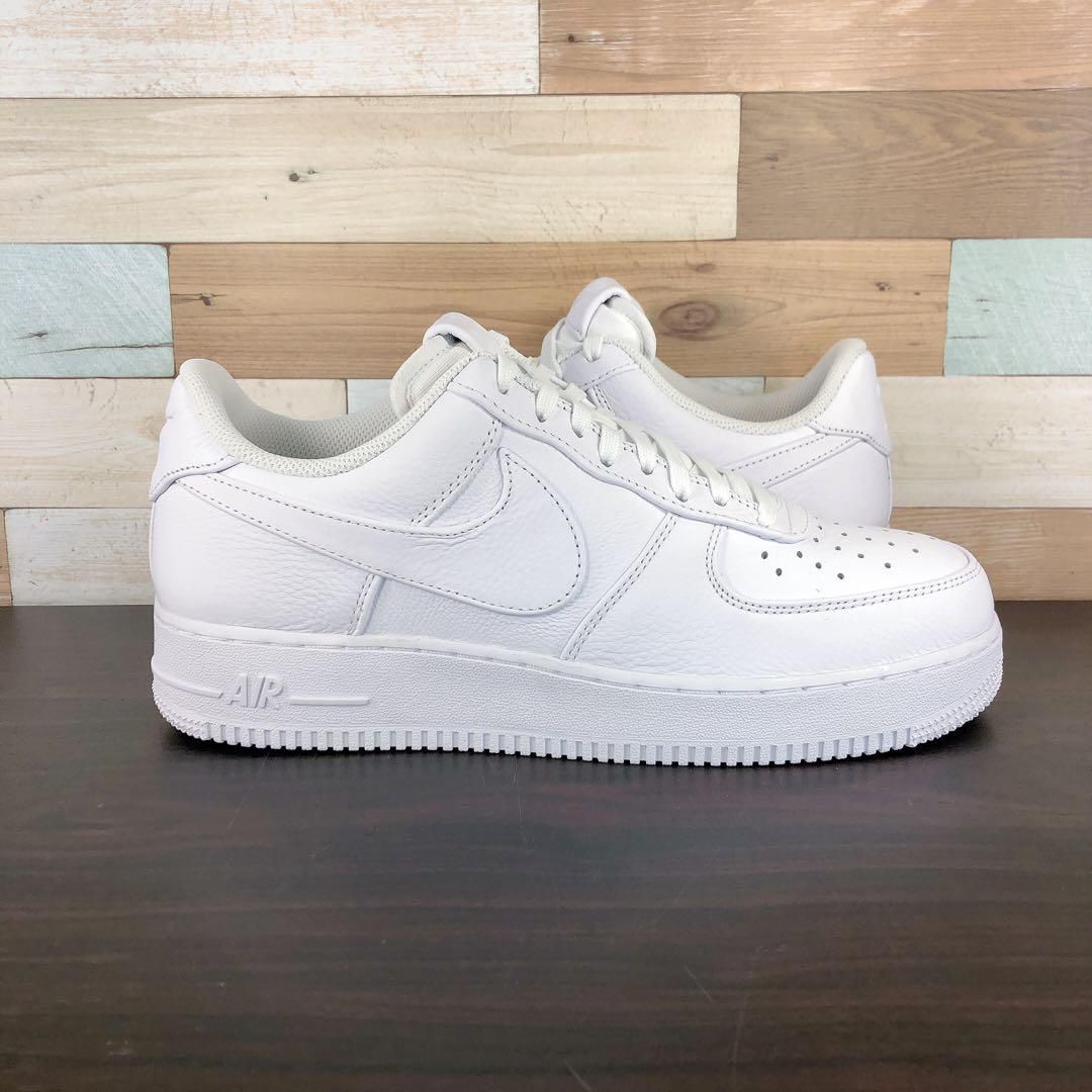 未使用Nike Air Force 1 ホワイト NIKE 新古品/未使用/難有り ナイキ AIR FORCE 1 '07 エア
