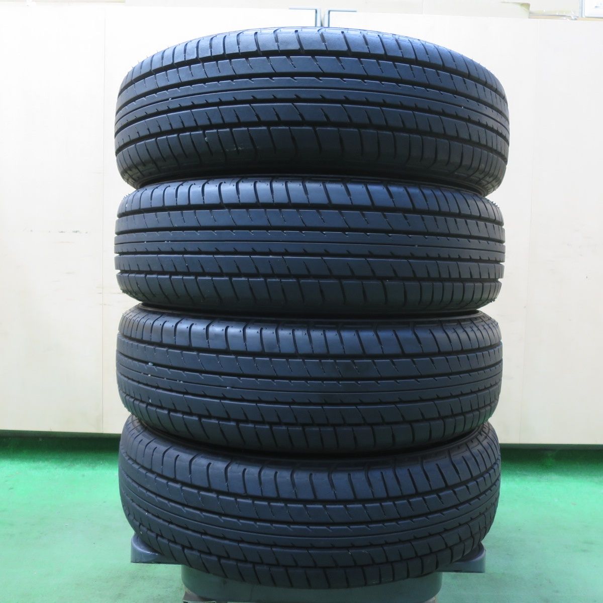 バリ溝　165/65R14 ダンロップ　23年製 バリ溝 165/65R14 ダンロップ 23年製 165 65 14（DUNLOP）の