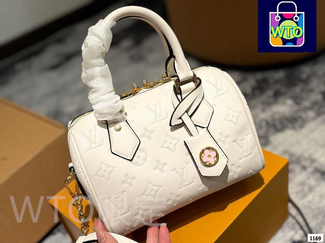【黒革×ゴールドの艶】Louis Vuitton オディセショルダーバッグ セール】フェイクレザーゴールドチェーンショルダーバッグ