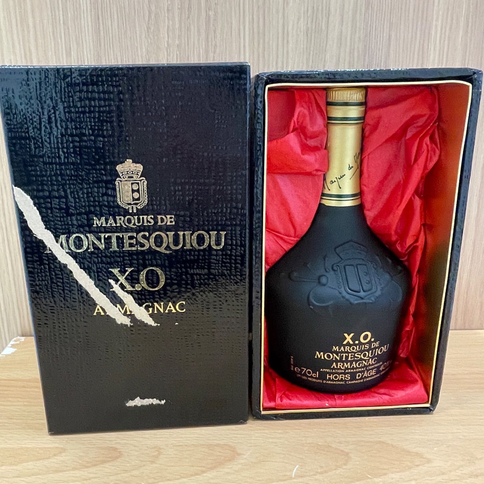 1円～ 未開栓 CAMUS NAPOLEON COGNAC カミュ ナポレオン コニャック ブック 陶器ボトル ホワイト 古酒 ブランデー 未開栓1円～◇古酒◇カミュ ナポレオン ブック 白金 700ml 40