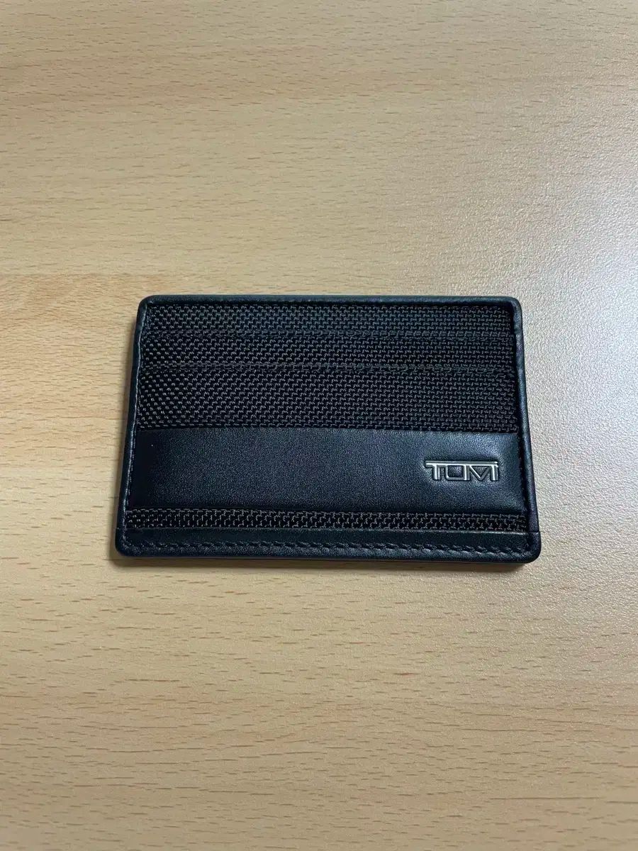 TUMI