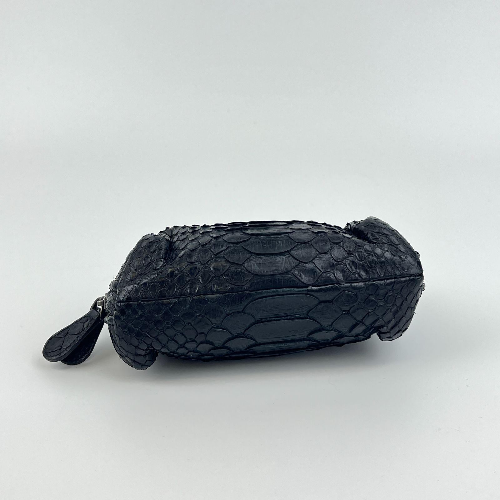 【新品・レア】ボッテガヴェネタポーチ　 BOTTEGA VENETA 楽天市場】【新品未使用品】【バッグ】BOTTEGA VENETA ボッテガ