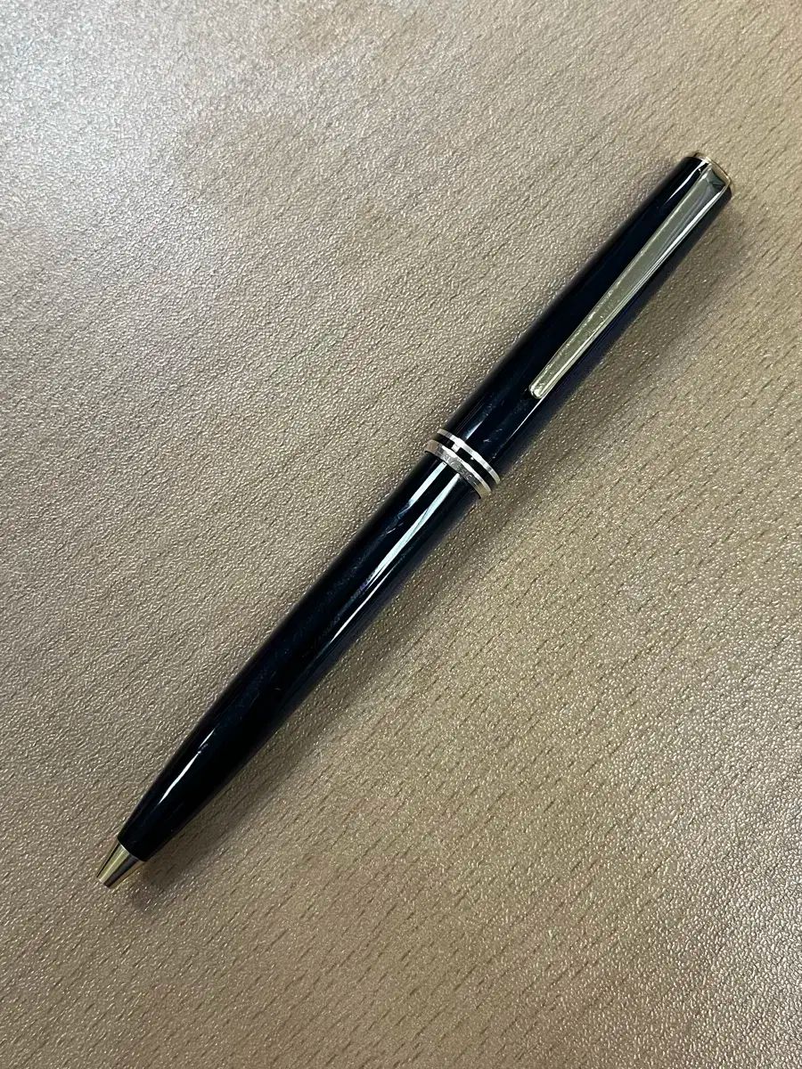 Montblanc モンブラン クラシック ボールペン