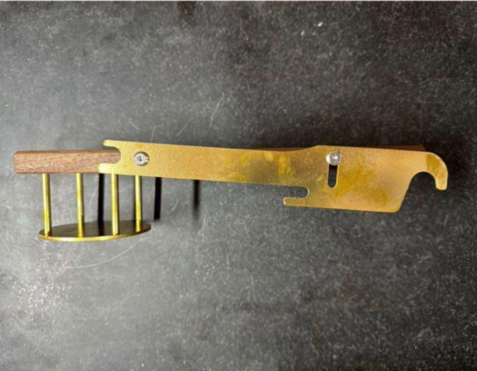 カーミットチェア用ドリンクホルダー【ウォルナット】【真鍮】【送料