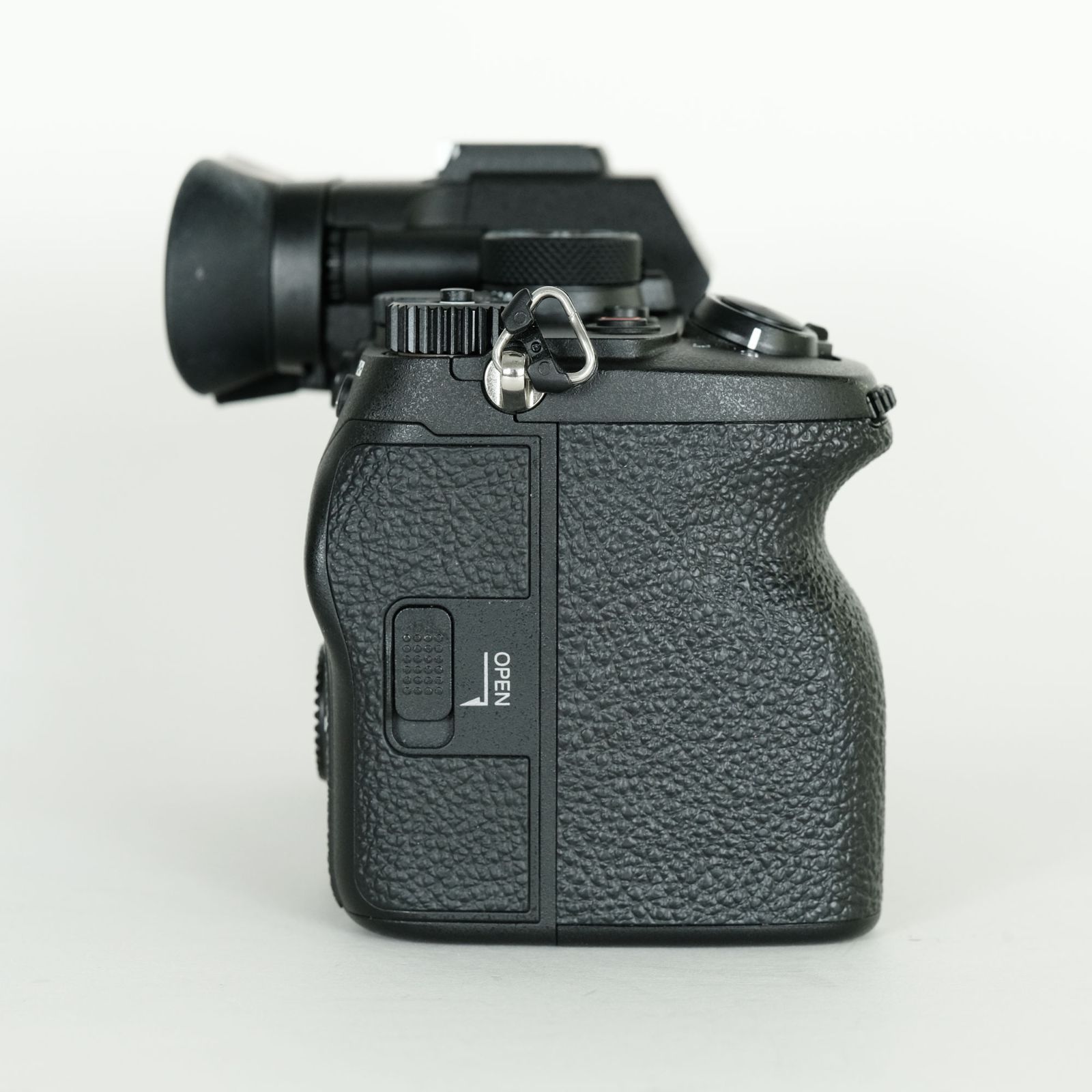 美品｜シャッター数7,618回] SONY α7R V（ILCE-7RM5） / ソニーE