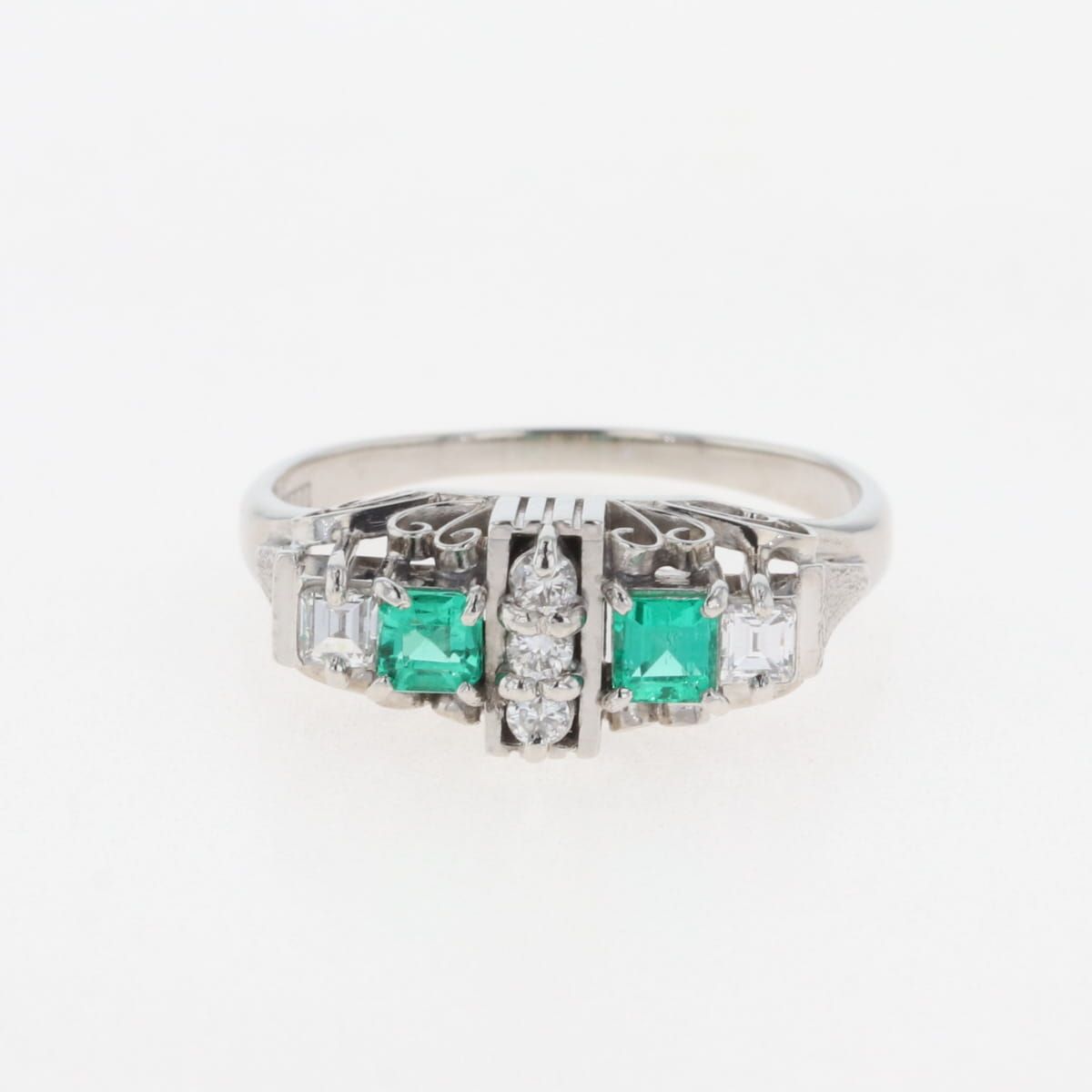 エメラルド デザインリング 約18.5号 Pt900