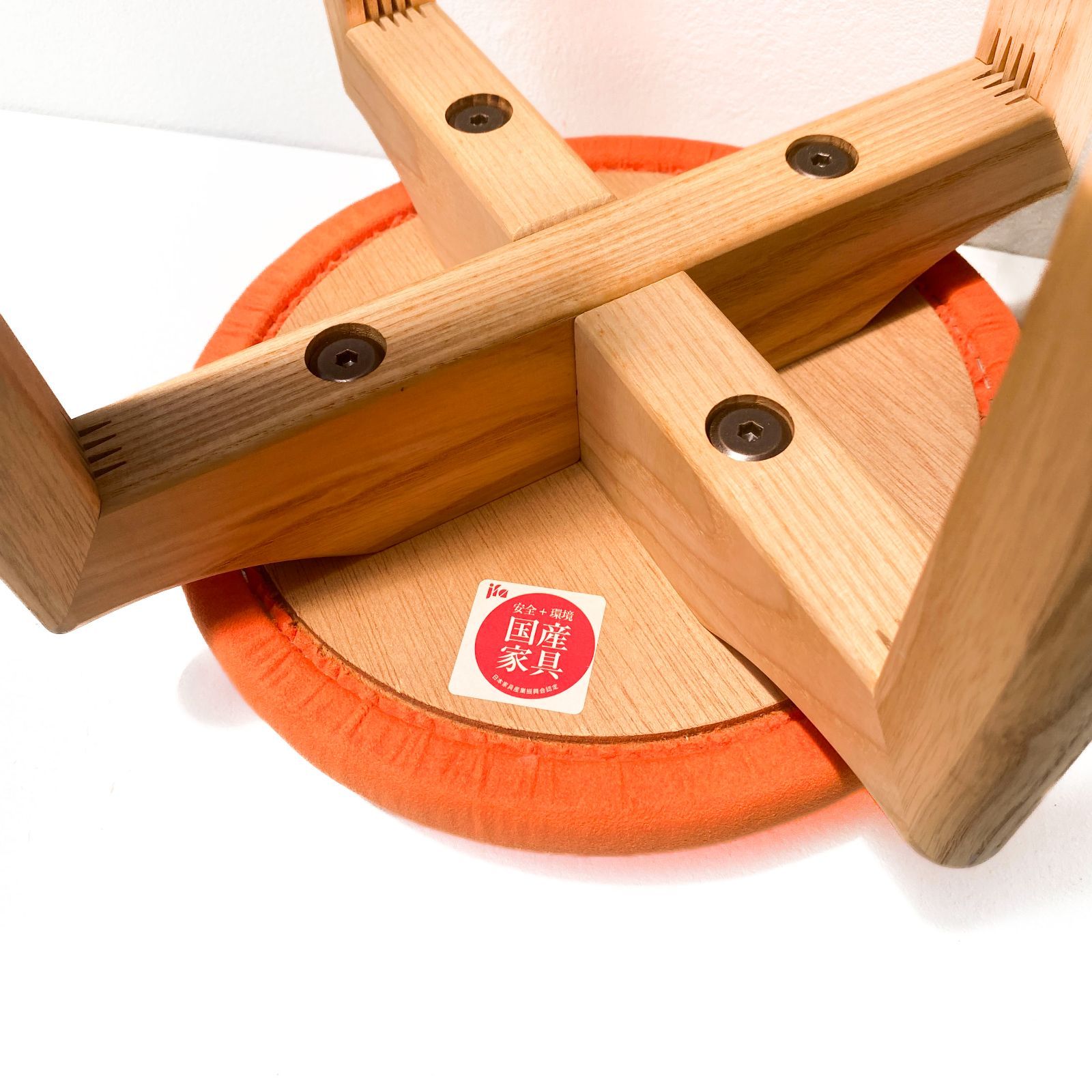 匠工芸 TAKUMI マッシュルーム スツール 椅子 チェア 木製 Mサイズ 旭川家具 TAKUMI KOHGEI 匠工芸 MUSHROOM マッシュルーム