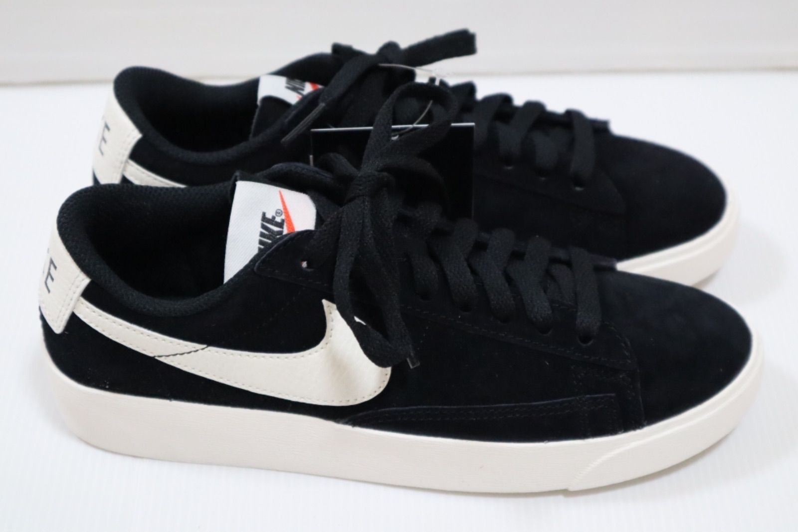 NIKE W BLAZER LOW SD ブレーザー ロー レディーススニーカー - メルカリ