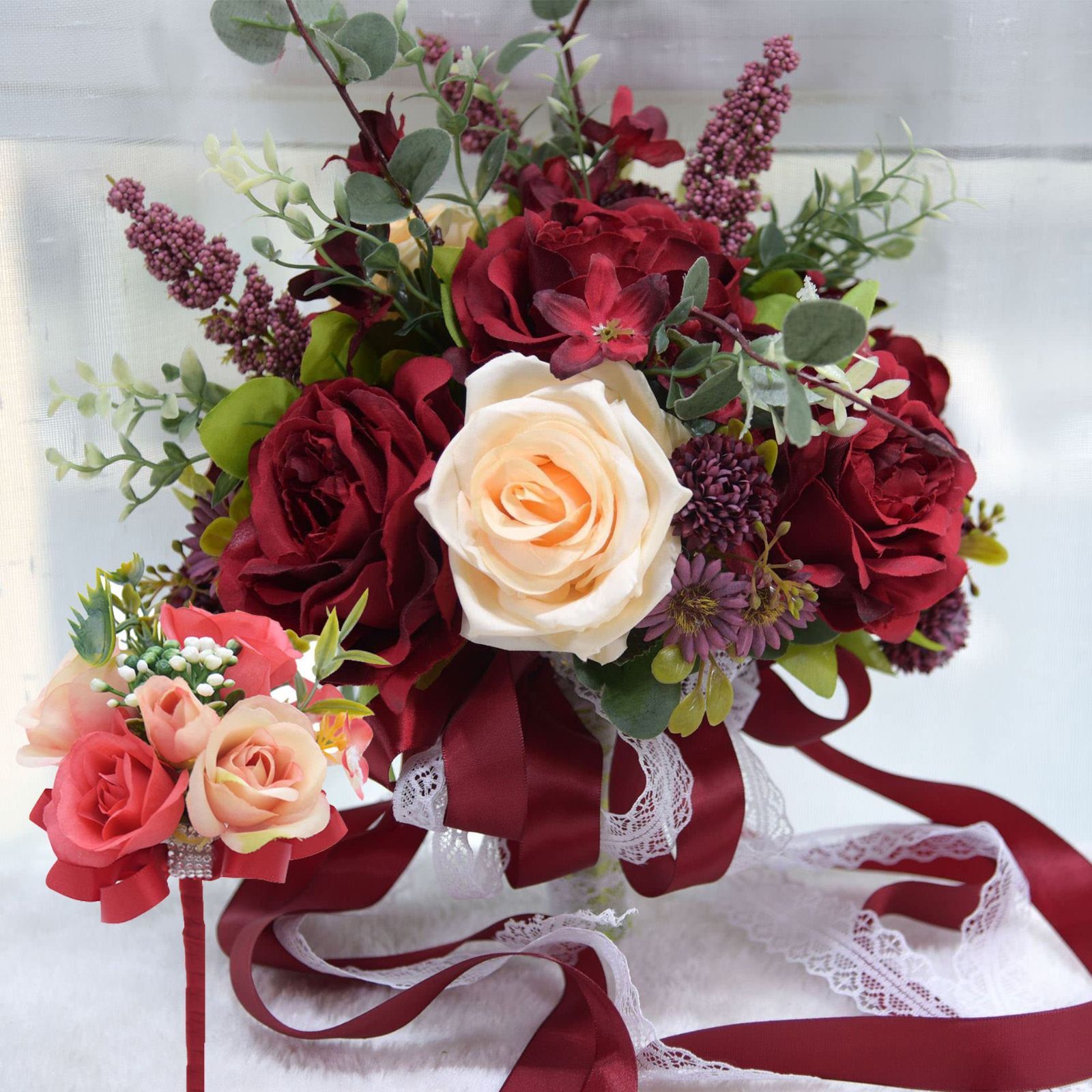 レッド misakinoya ウエディングブーケ ブートニア 花嫁ブーケ ブライダルブーケ バラ 薔薇ローズ 花束 造花 欧米風 挙式 結婚式 パーティー ニ次会 撮影