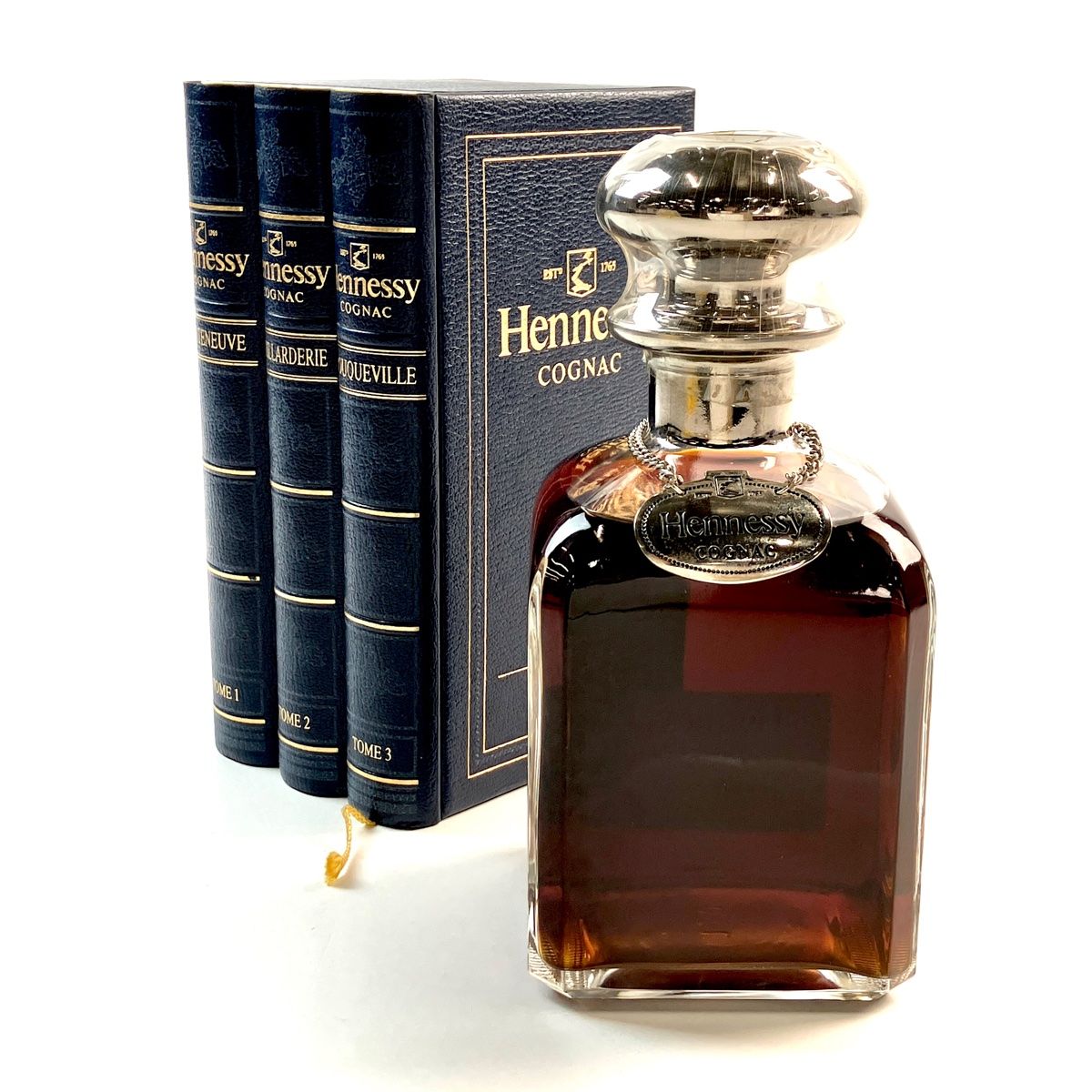 ヘネシー Hennessy シルバートップ ブック型 青箱 700ml ブランデー コニャック 【古酒】 - メルカリ