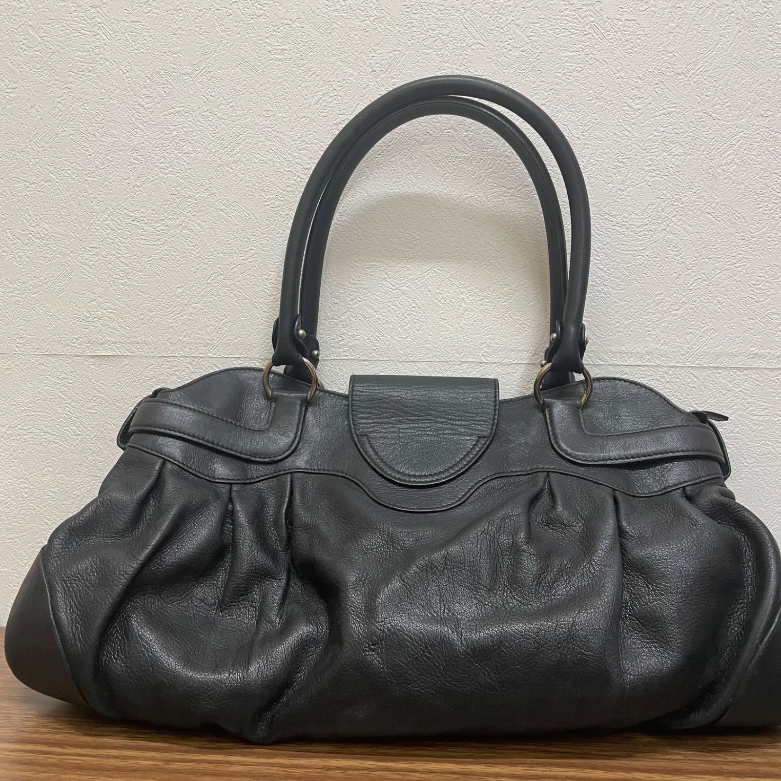 フェラガモ　ハンドバッグ　ピンク　ギャザー　ガンチーニ　マリッサ　s56 ◎ Salvatore Ferragamoサルバトーレフェラガモ マリッサ
