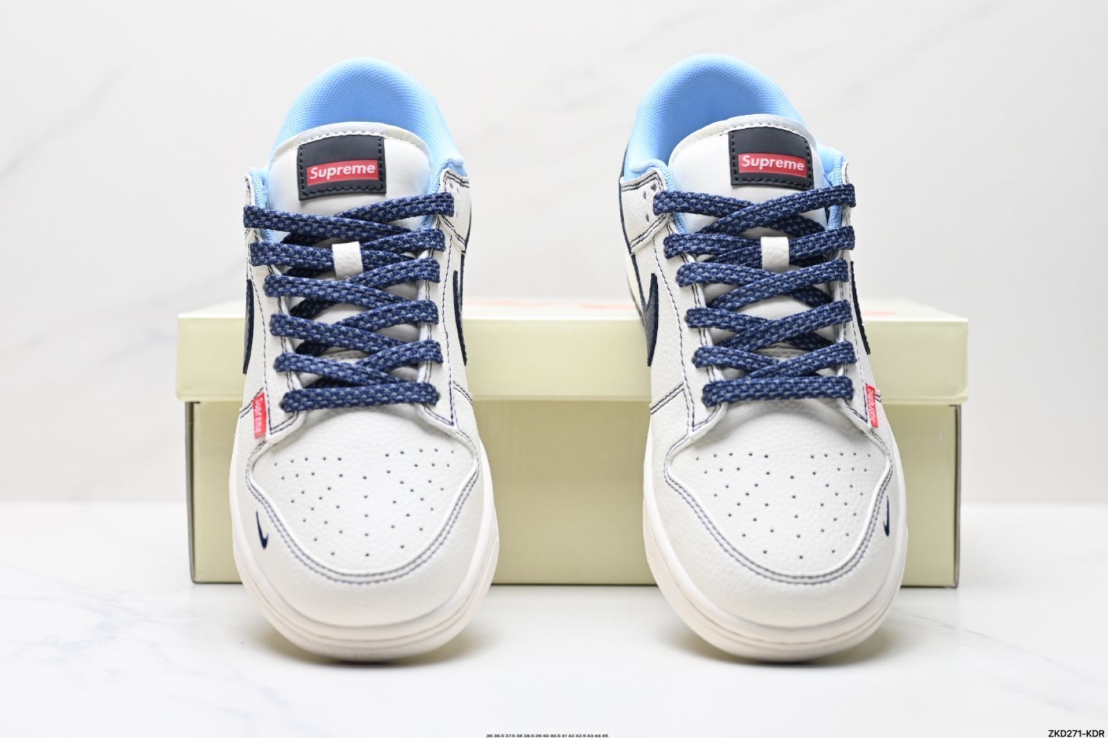 全新未使用Nike Dunk Low x Supreme コラボ スケートボード