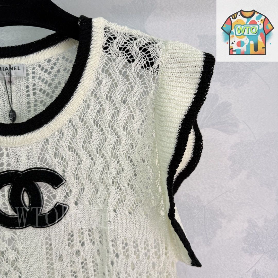 【1枚でも重ね着でもオシャレ度爆上がり♡】CHANEL ベスト 210.jpg
