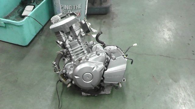 GSR250 LC6GJ55D001108xxx の エンジン 1758254440
