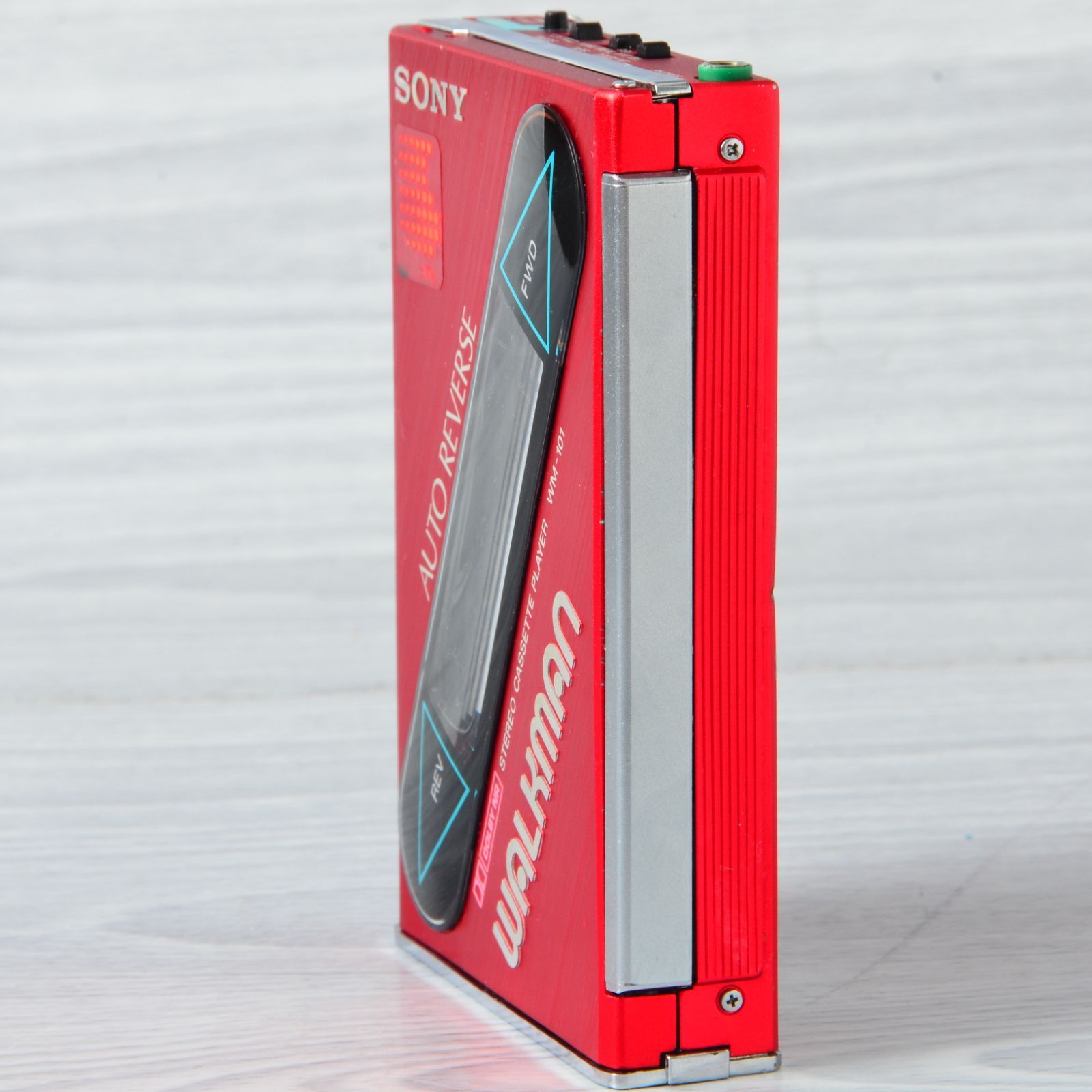 カセットウォークマン レッド