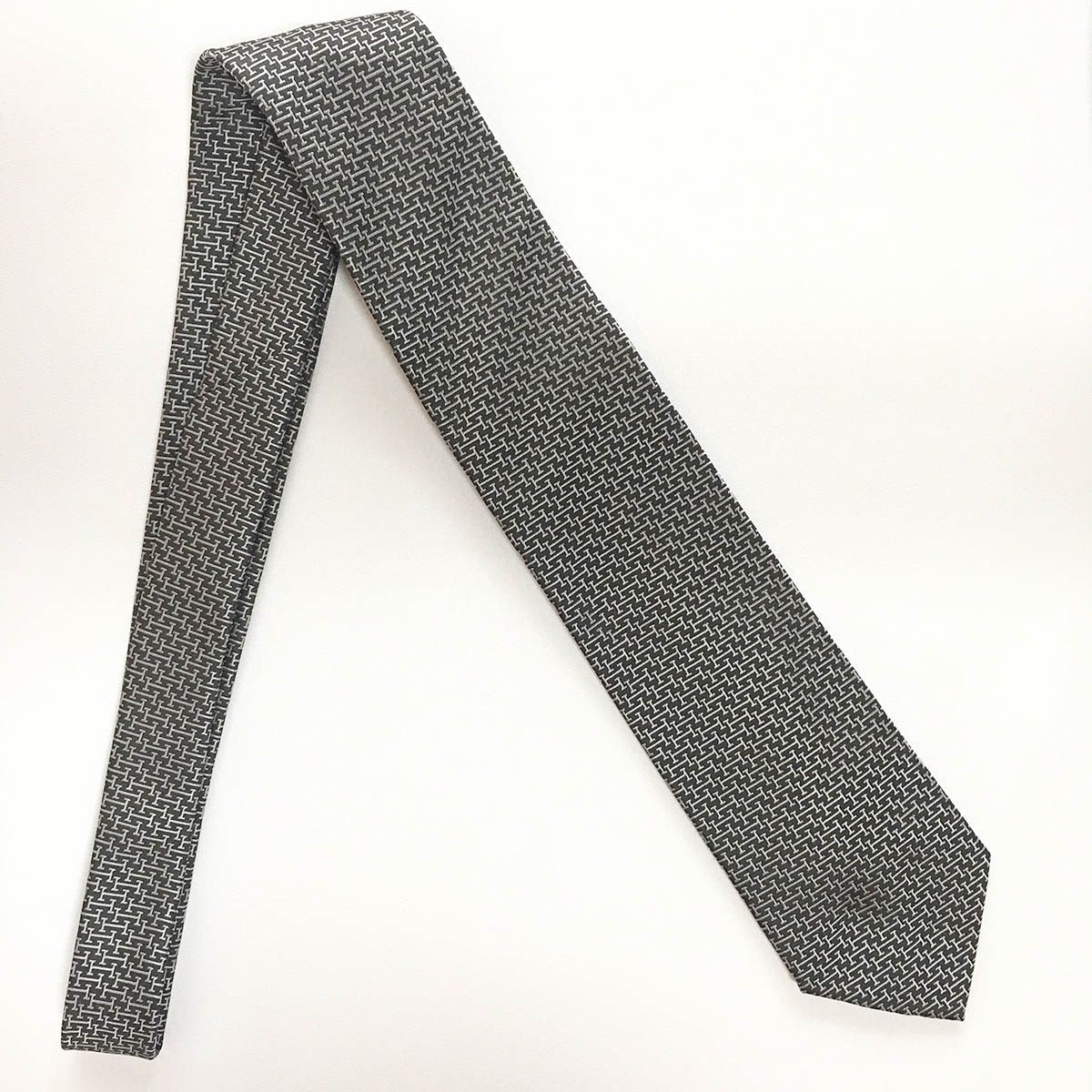HERMES シルバー ネクタイ Hのパターン エルメスH柄 シルバー メンズ ネクタイ HERMES – 銀蔵オンライン