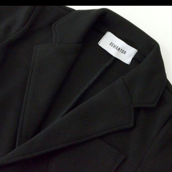 処分価格！新品！ジェネレーター スーツ 4点セット 130cm - メルカリ 