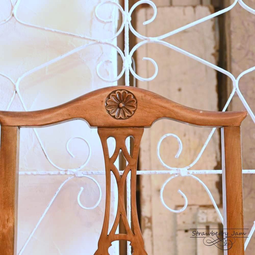 ヴィクトリアン アンティークチェア