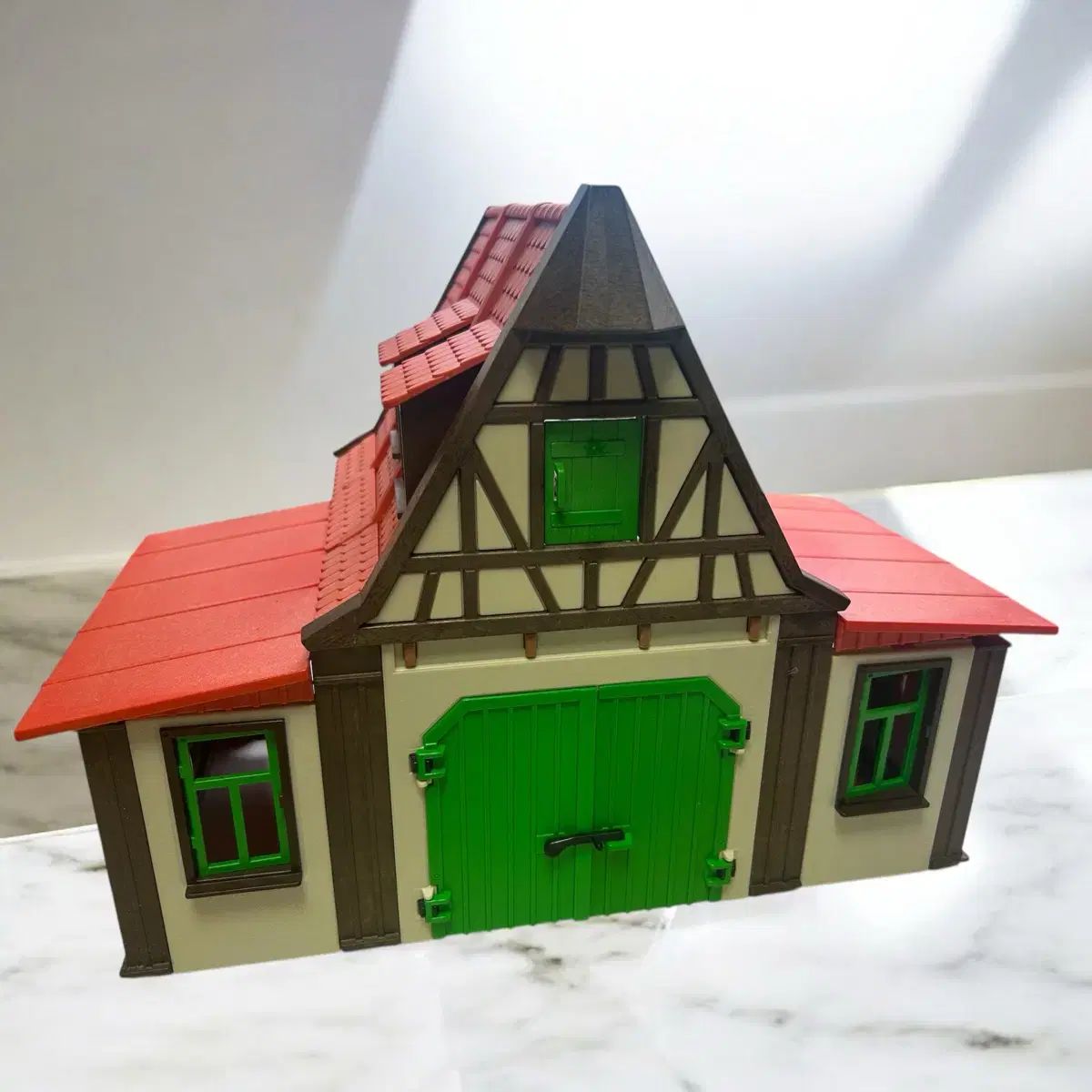 プレイモービル 小屋