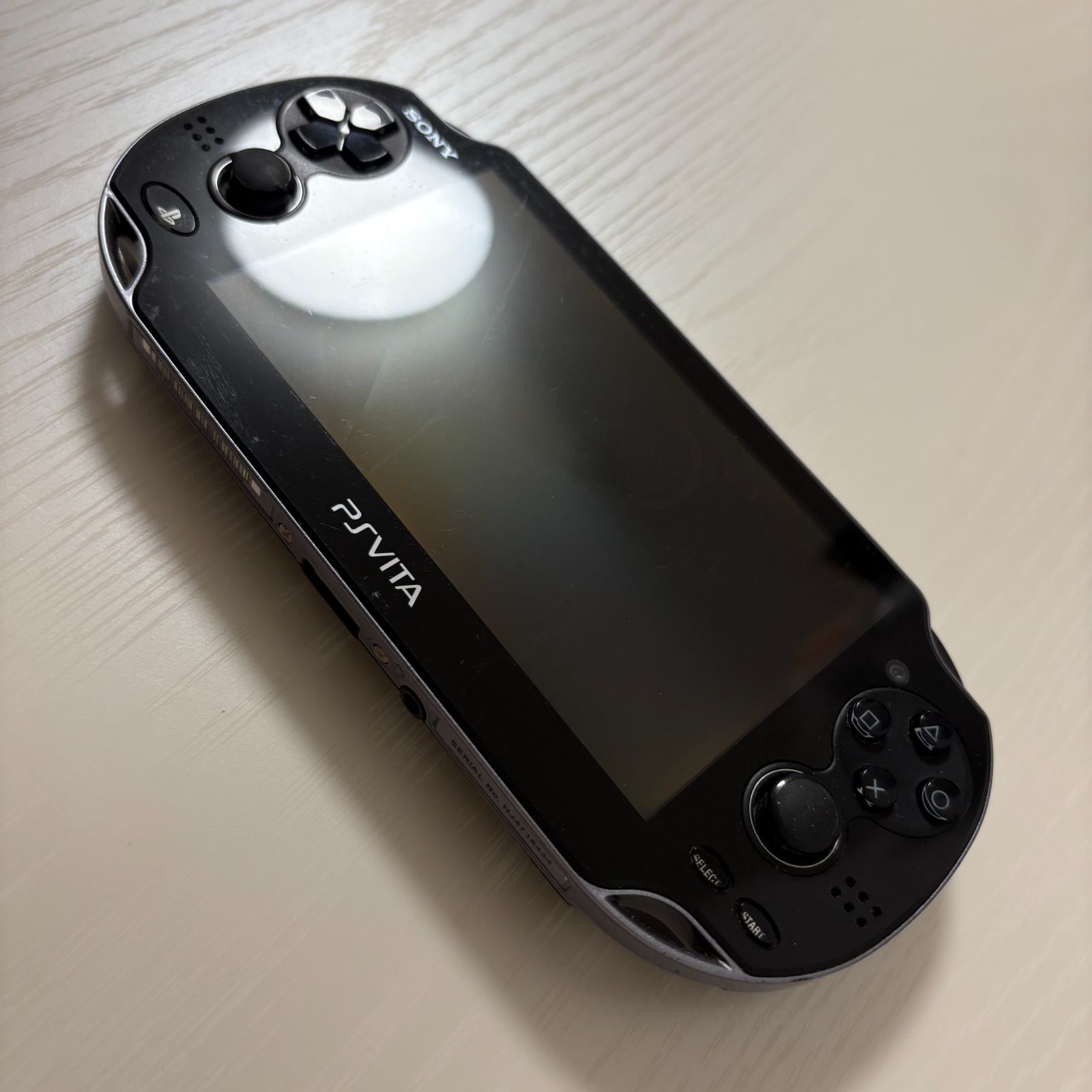 PlayStation Vita - PSビータ1100本体ブラック　ジャンク PlayStation PS VITA Black PCH-1100 Junk Console Only From