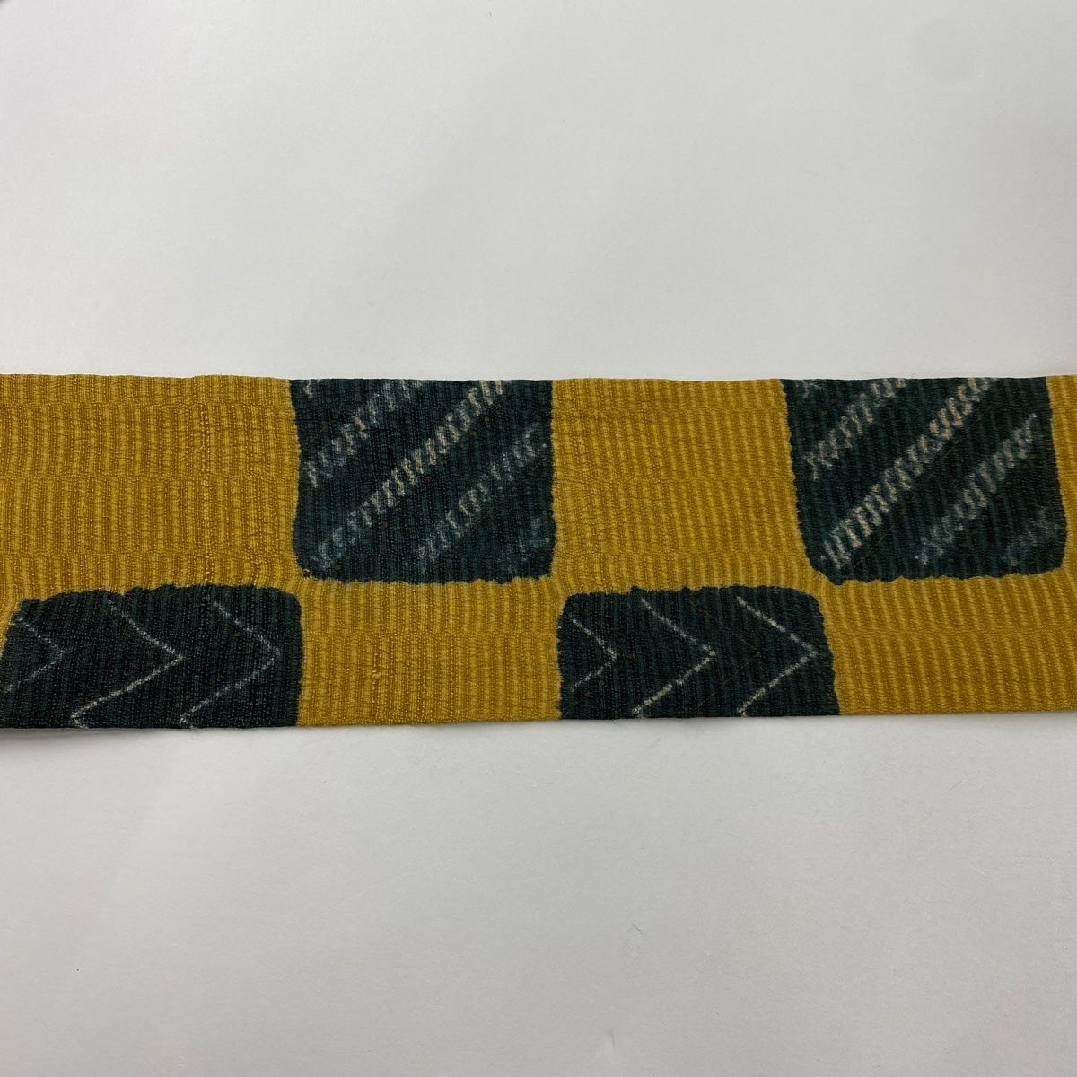 名古屋帯 美品 秀品 幾何学 山吹茶色 正絹 【中古】 - メルカリ