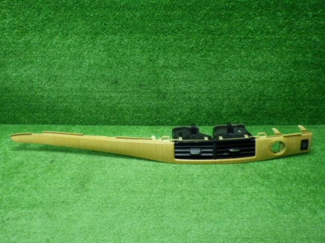 トヨタ　50　エスティマ　前期　センターパネル　200219051