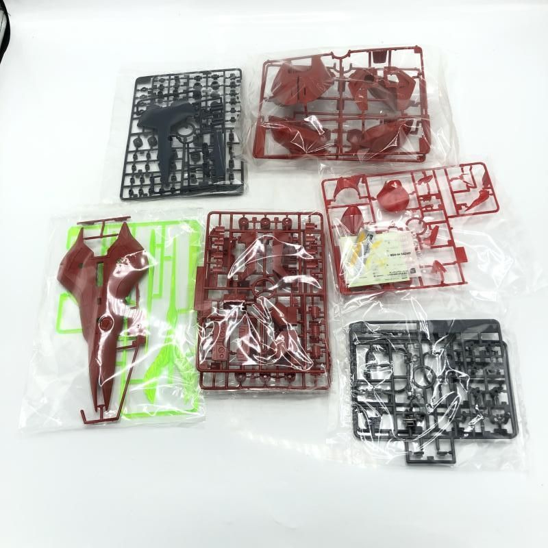 ｶﾞﾝﾀﾞﾑ バンダイ
