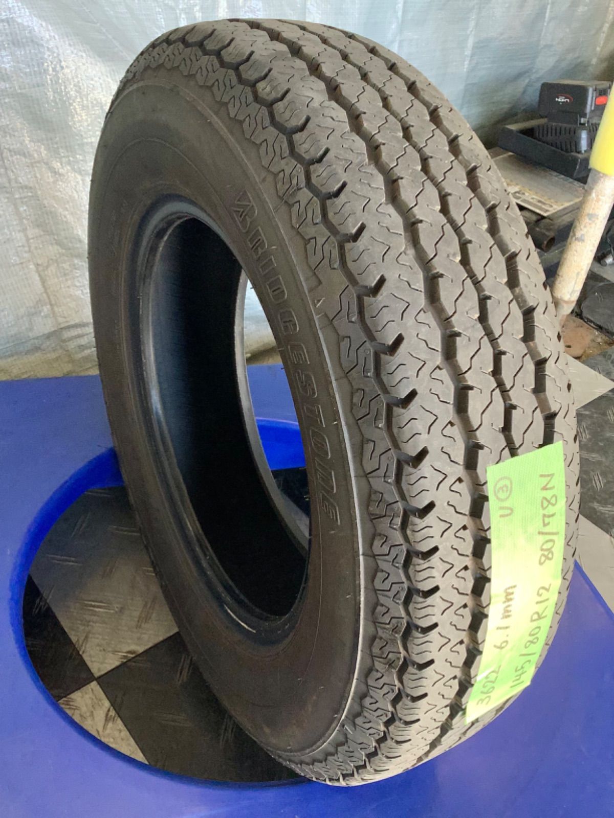 送料込み］145/80R12 80/78N BRIDGESTONE RD-605 STEEL LIGHT TRUCK LT