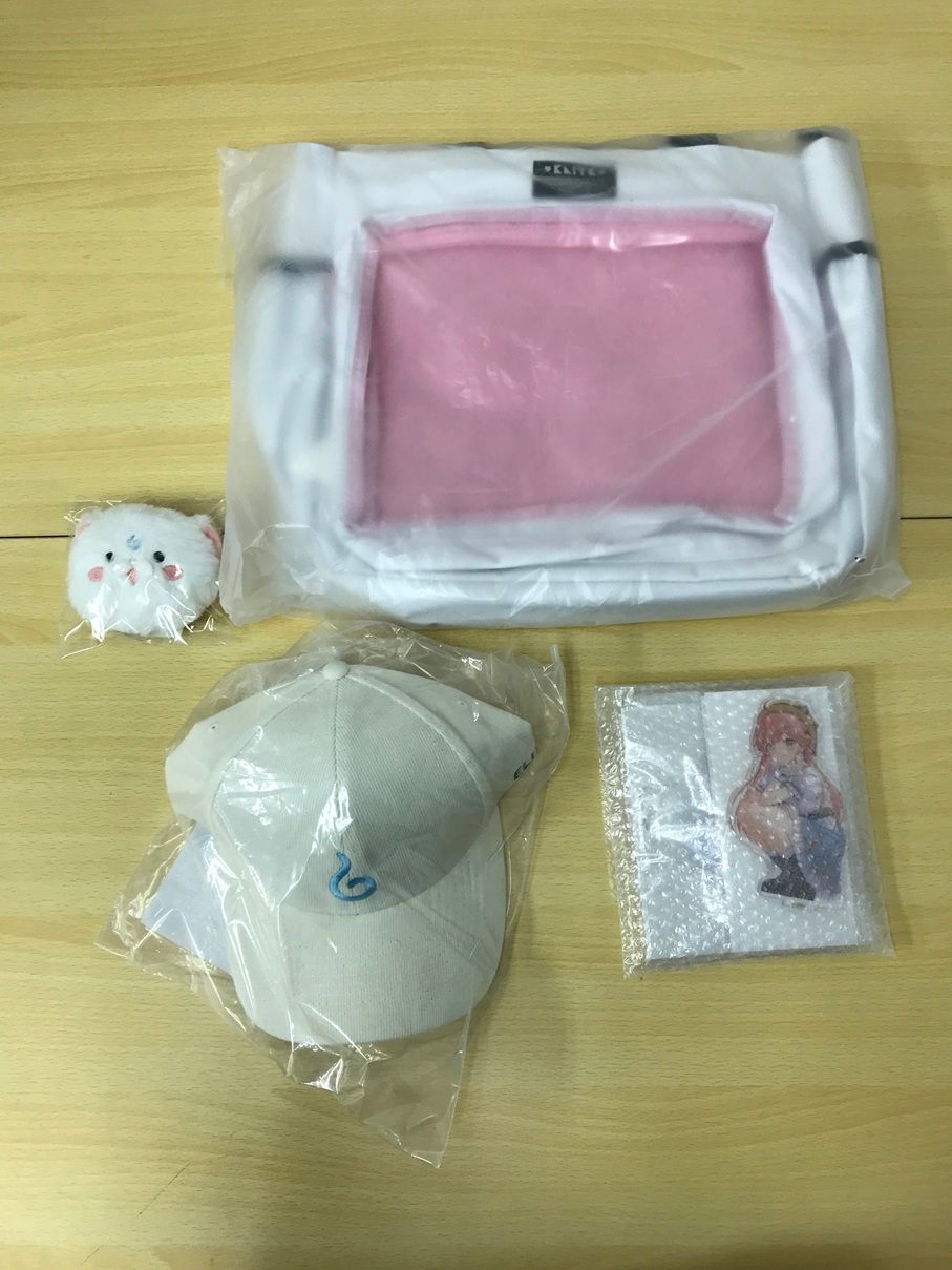 078 さくらみこ 誕生日記念 2025 セット ポストカード ボイス T0207-004
