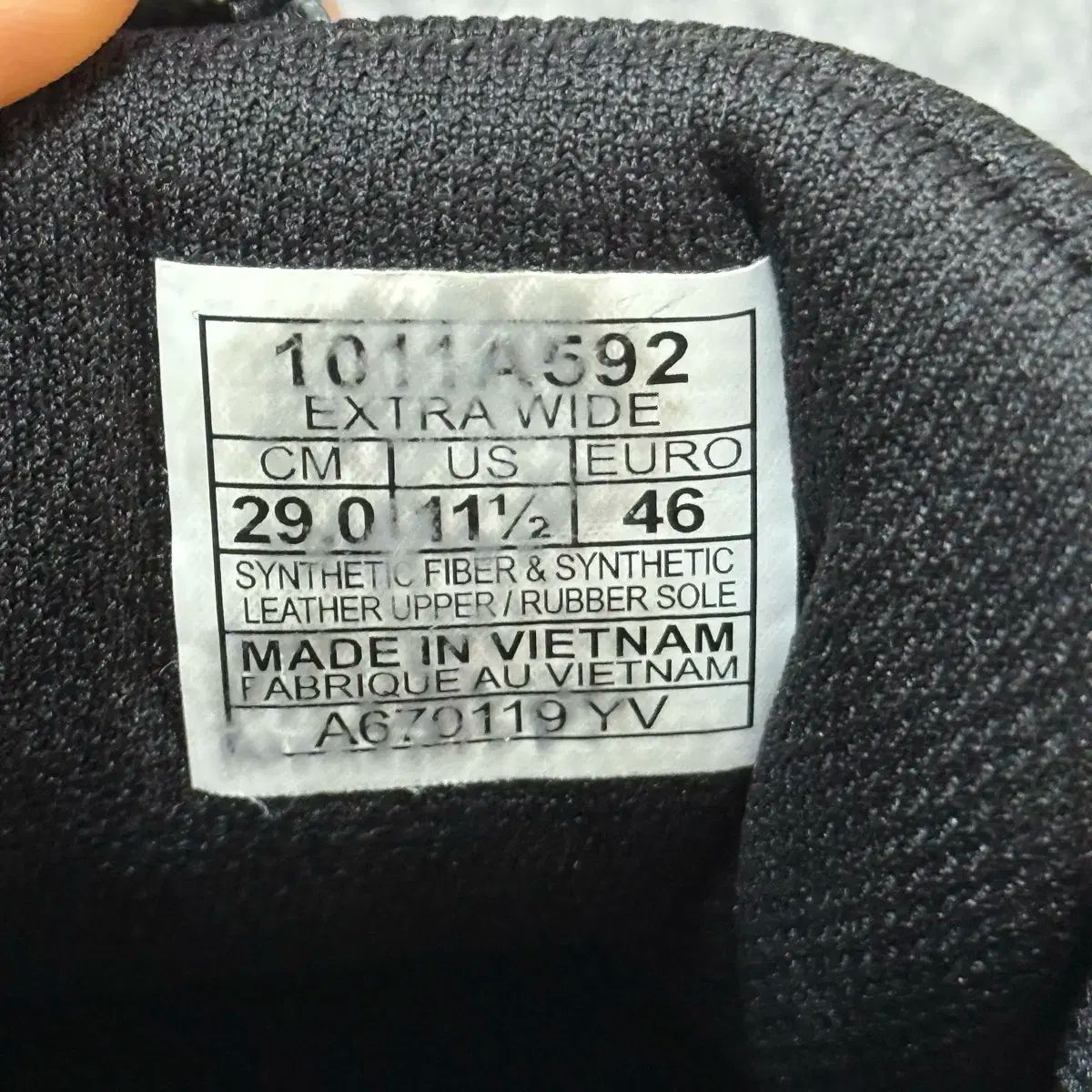 Asics アシックス