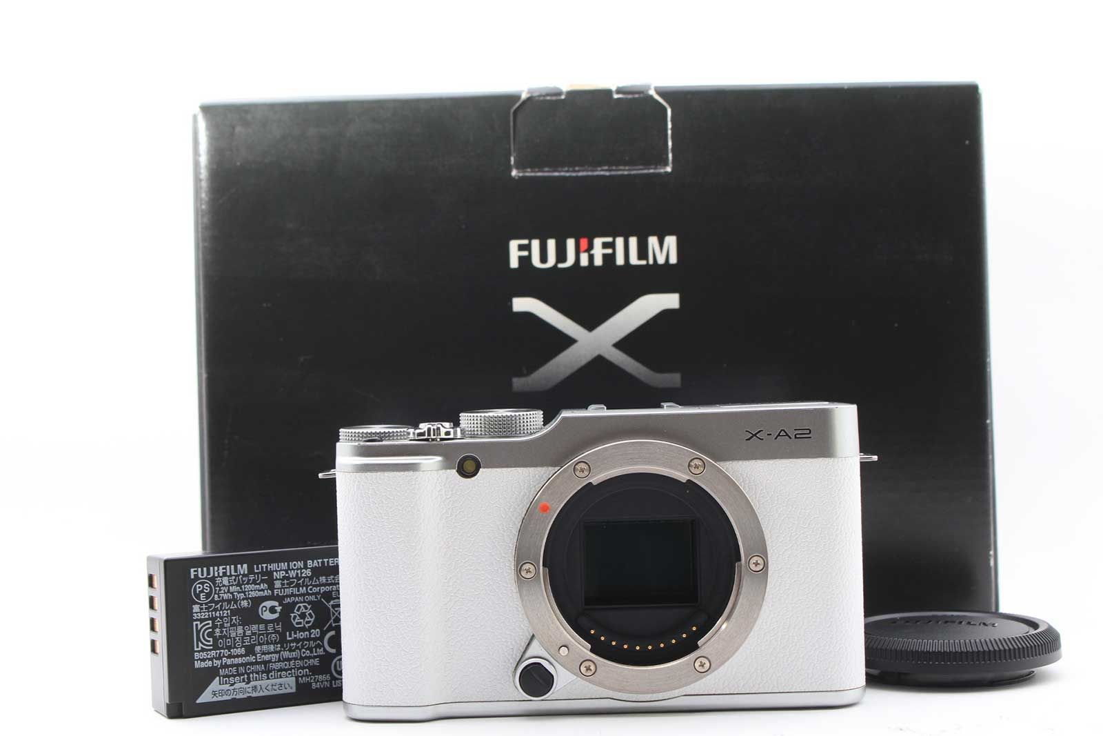 富士フィルム Fujifilm X-A2 Mirrorless Digital Camera (White [新品同様] #Z2442A