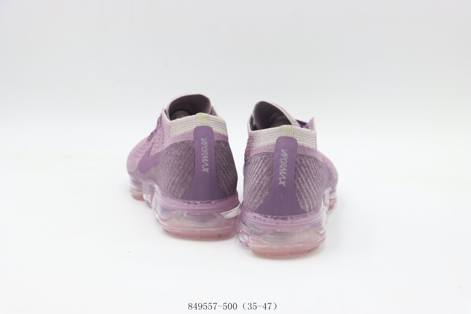 のランニングシューズ