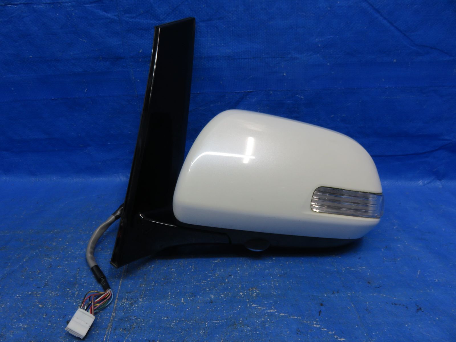 LA6584 アルファード GGH20W 前期 左 ドアミラー 助手席 サイドミラー カメラ付 070白 ANH20W ANH25W GGH25W ヴェルファイア 小傷