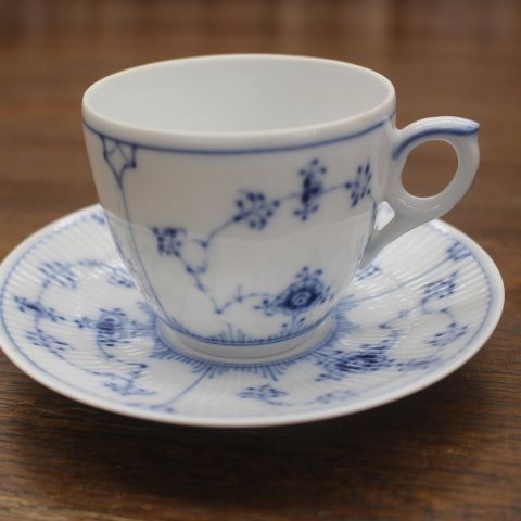 爽やかなブルー＆ホワイト ロイヤルコペンハーゲン Royal
