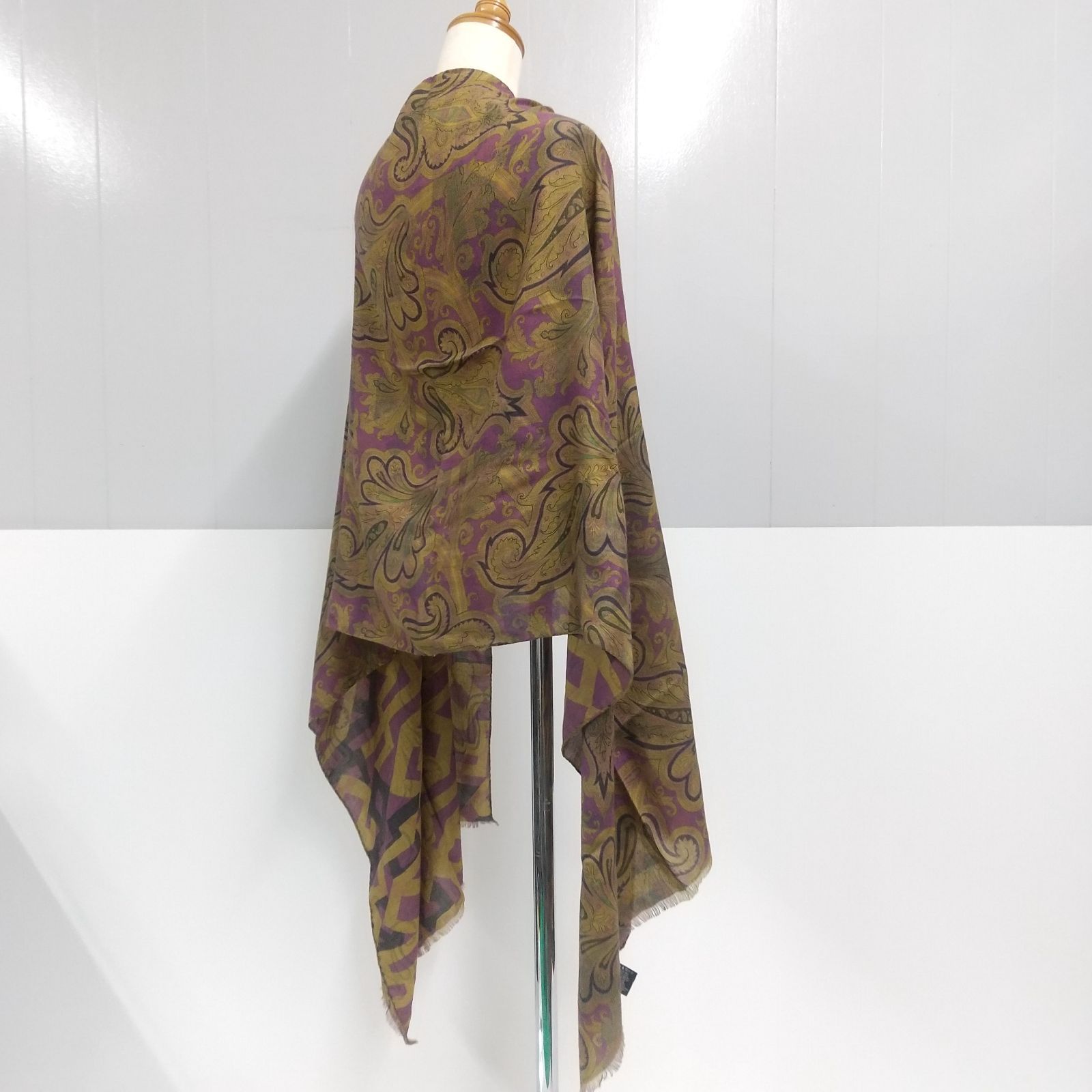 エトロ　カシミヤ ＆ シルク　ストール　ペイズリー　イタリア製ETRO カシシル 楽天市場】エトロ ETRO ストール マフラー 春夏 秋 3シーズン