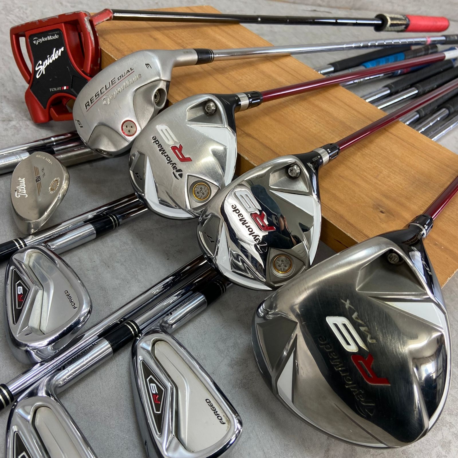 TaylorMade テーラーメイド メンズゴルフ13本セット 右利き用