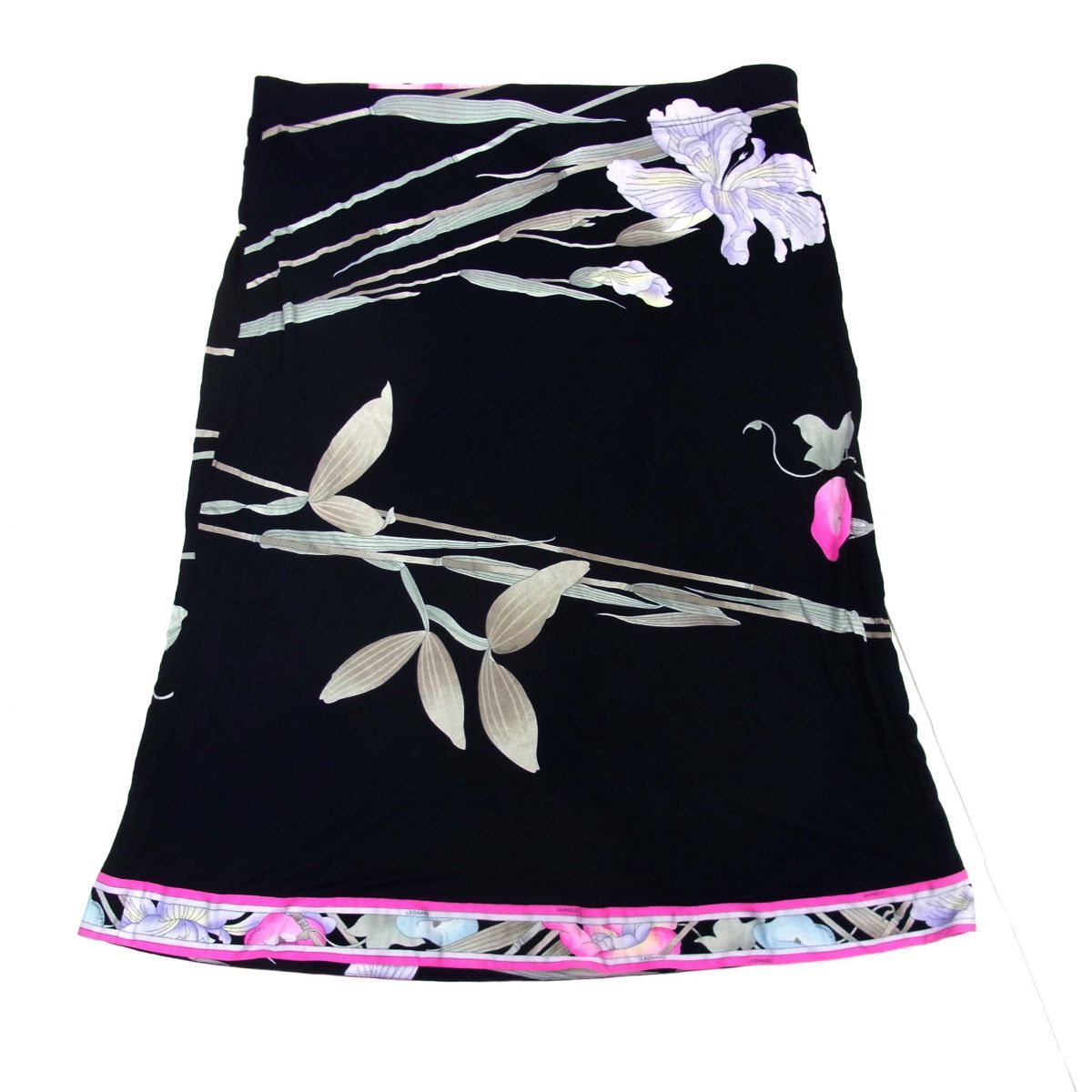 LEONARDレオナール花柄セットアップ（ブラウス＋スカート） LEONARD