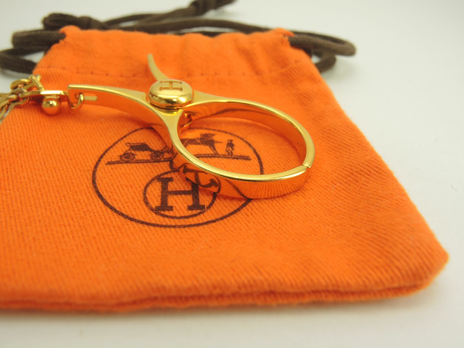 美品　エルメス　グローブホルダー　フィルー　ゴールド　チャーム　キーホルダー HERMES エルメス バッグチャーム フィルー ゴールド キーリング