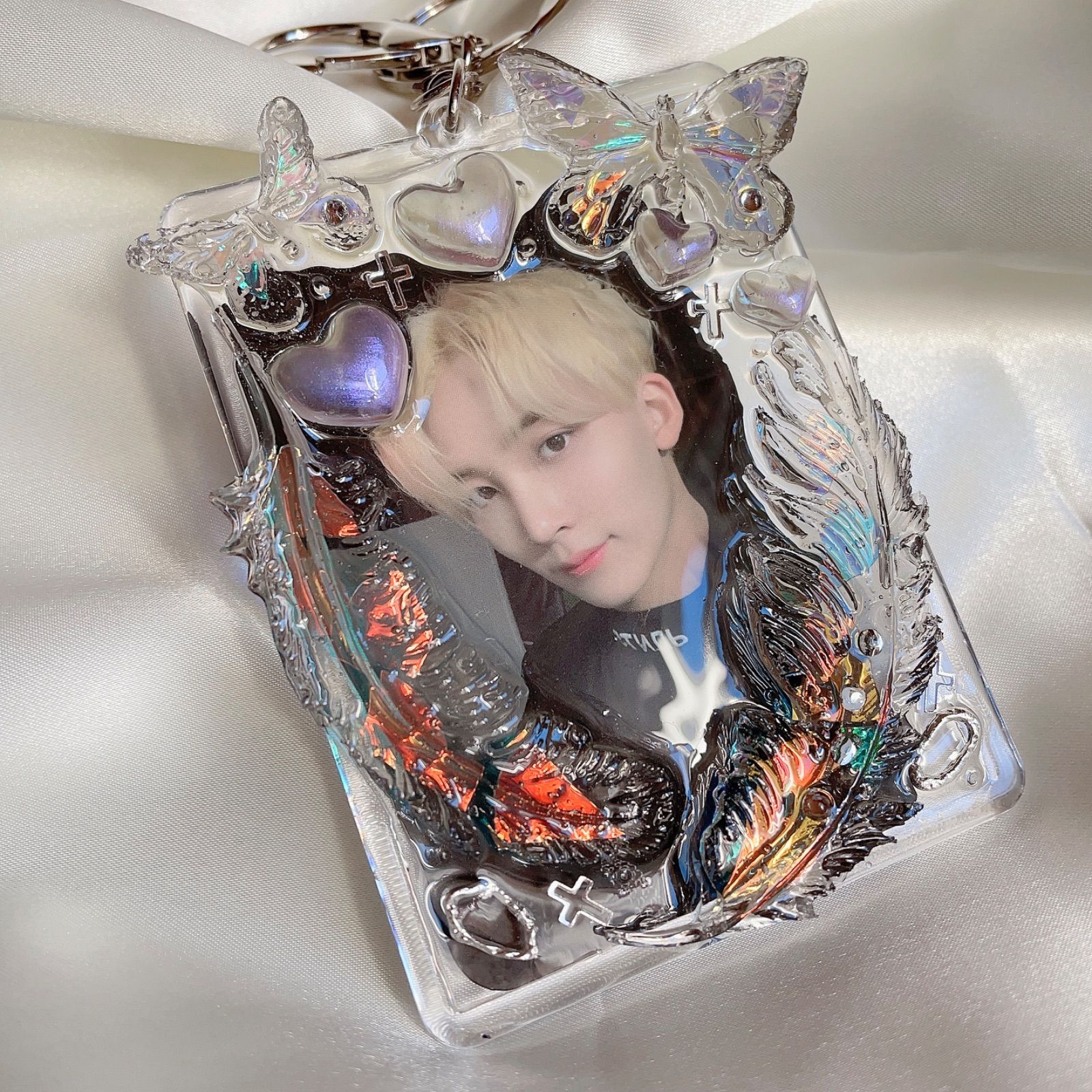 トレカケース デコ 硬質ケース 韓国 レジン ホログラム ラメ - メルカリ