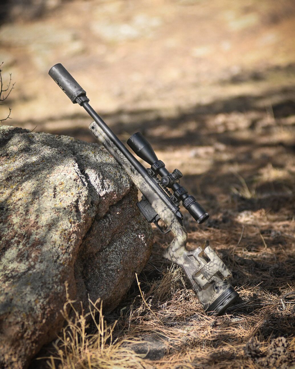 5.5 実物カーボンファイバー使用