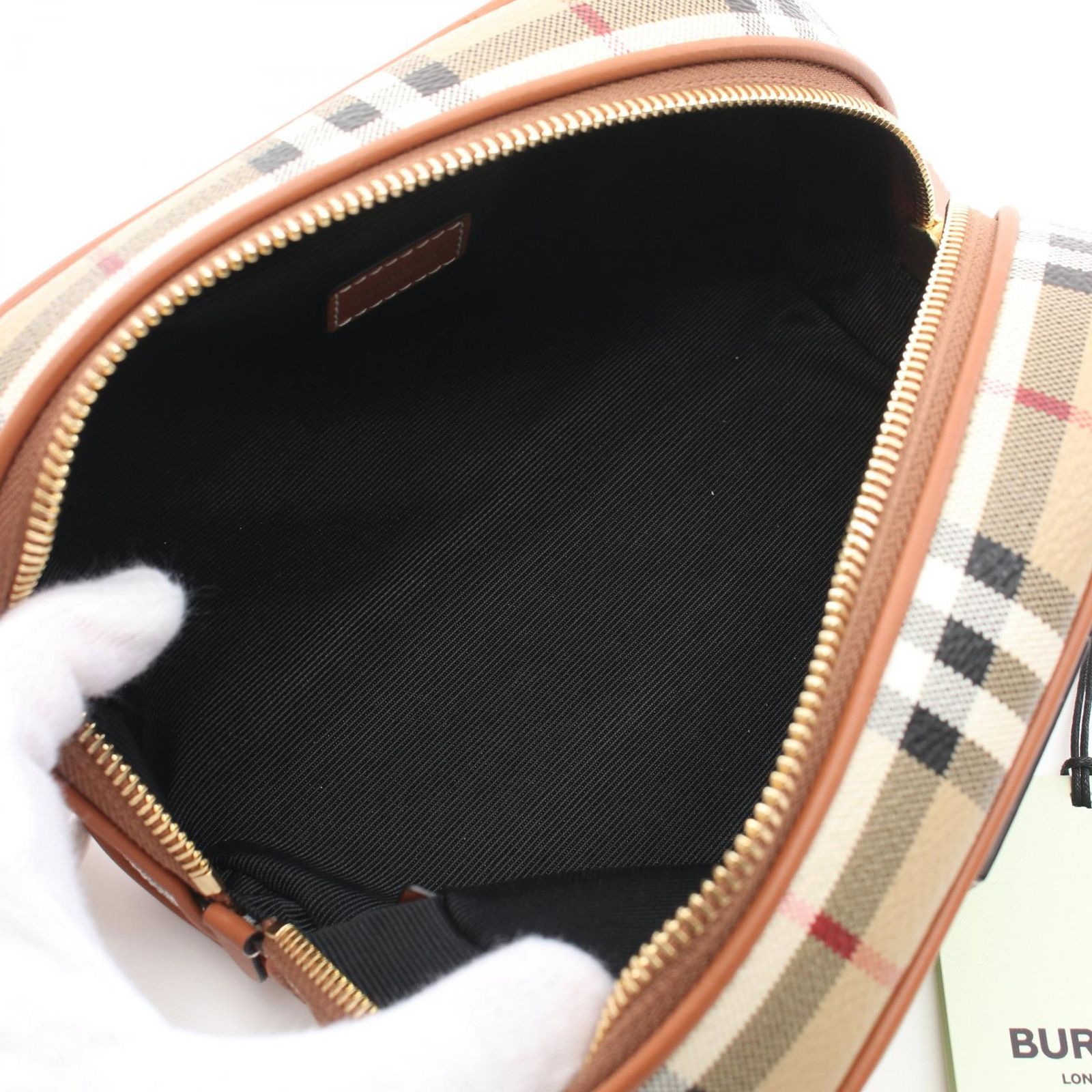 バーバリー BURBERRY