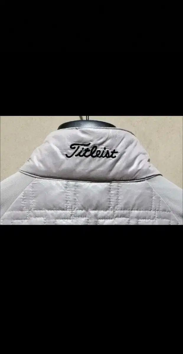 ウィンドブレーカー ジップアップ