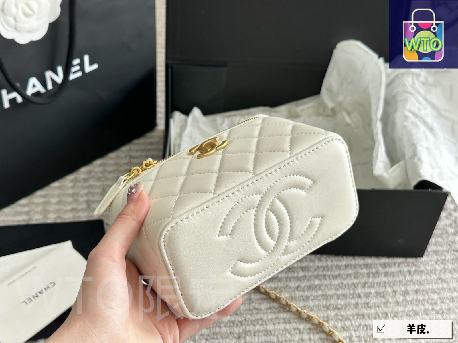 今日特価】Chanel シャネル ダブルボールボックスバッグ ギフト
