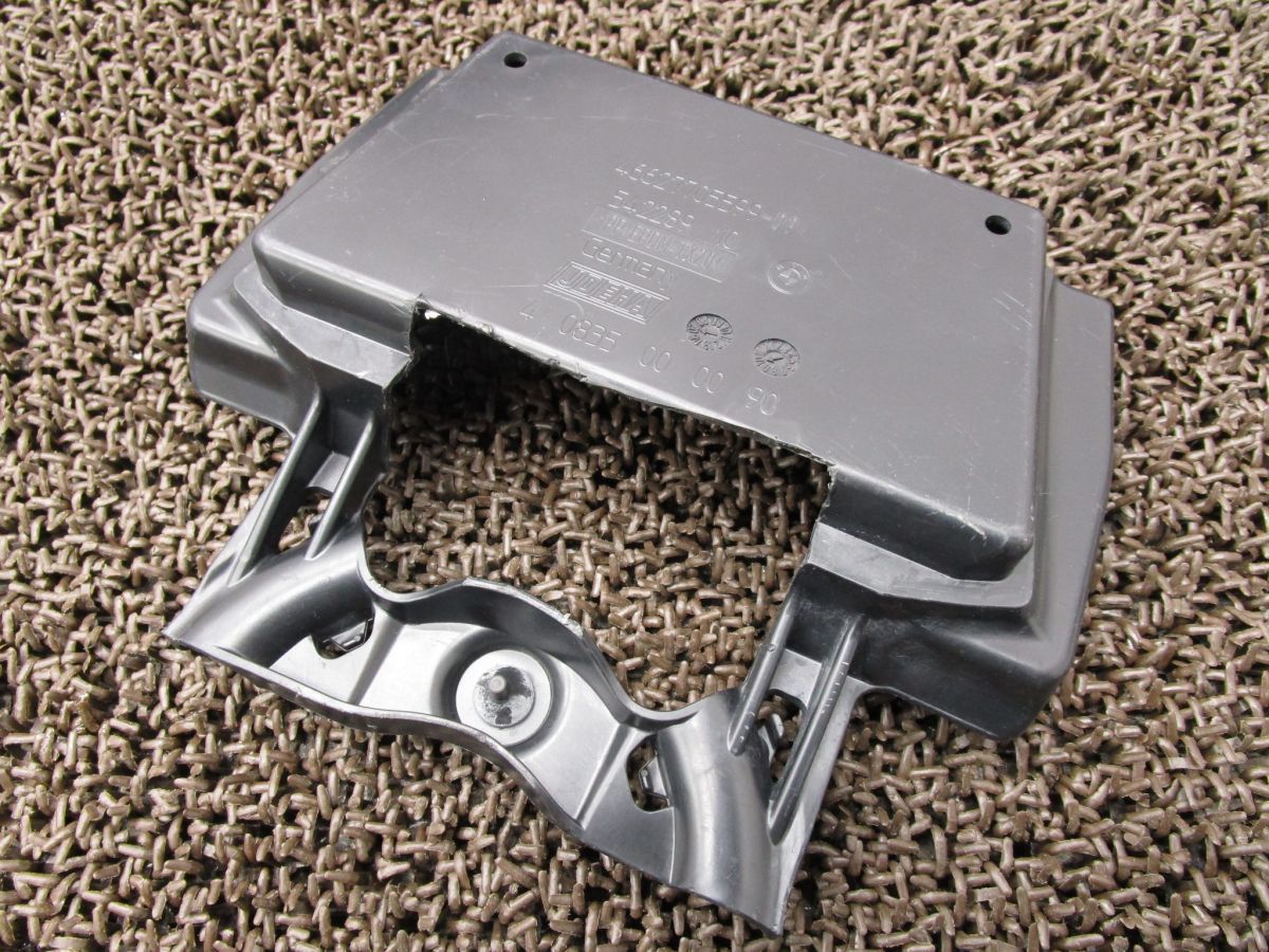 テールランプ □A6667