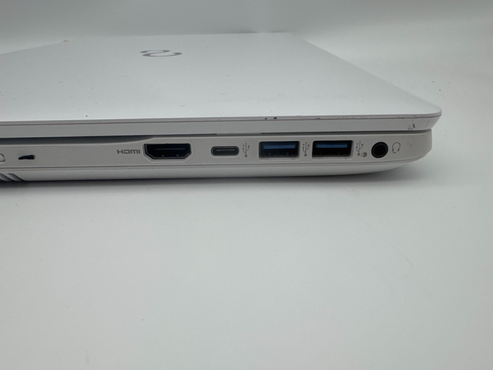 爆速 中古ノートPC Lifebook AH50/C3 Core i7 RAM16GB 新品