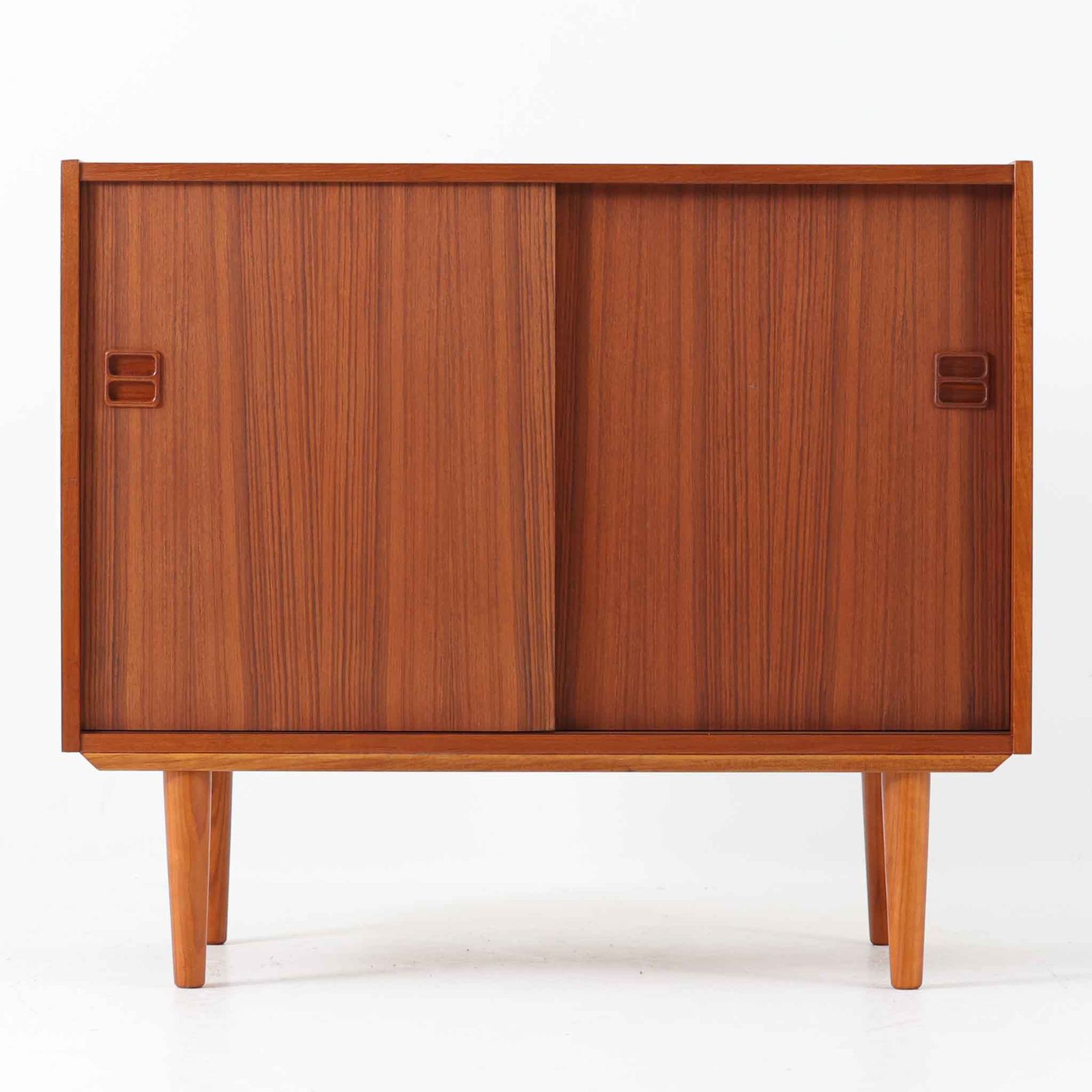 【英国ヴィンテージ】ミッドセンチュリーチーク材 キャビネット 幅152cm 英国ヴィンテージ】ミッドセンチュリーチーク材 キャビネット 幅