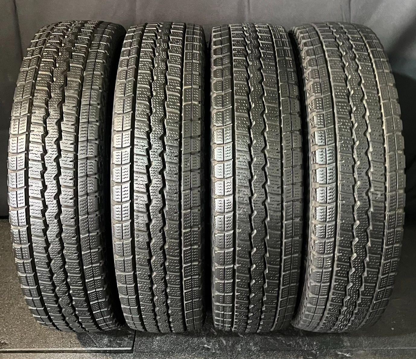 2025|2025年製 約9.3～9.8分山 ダンロップ DUNLOP ウィンターマックス WINTER MAXX SV01 スタッドレス 155|80R14 88|86N LT 4本 h_560