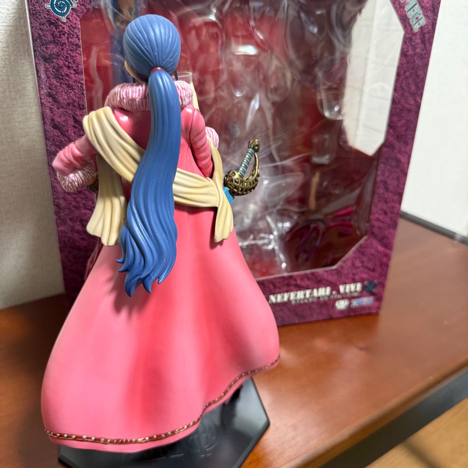 ONE PIECE NEFERTARI VIVI D.P.C.F フィギュア - メルカリ