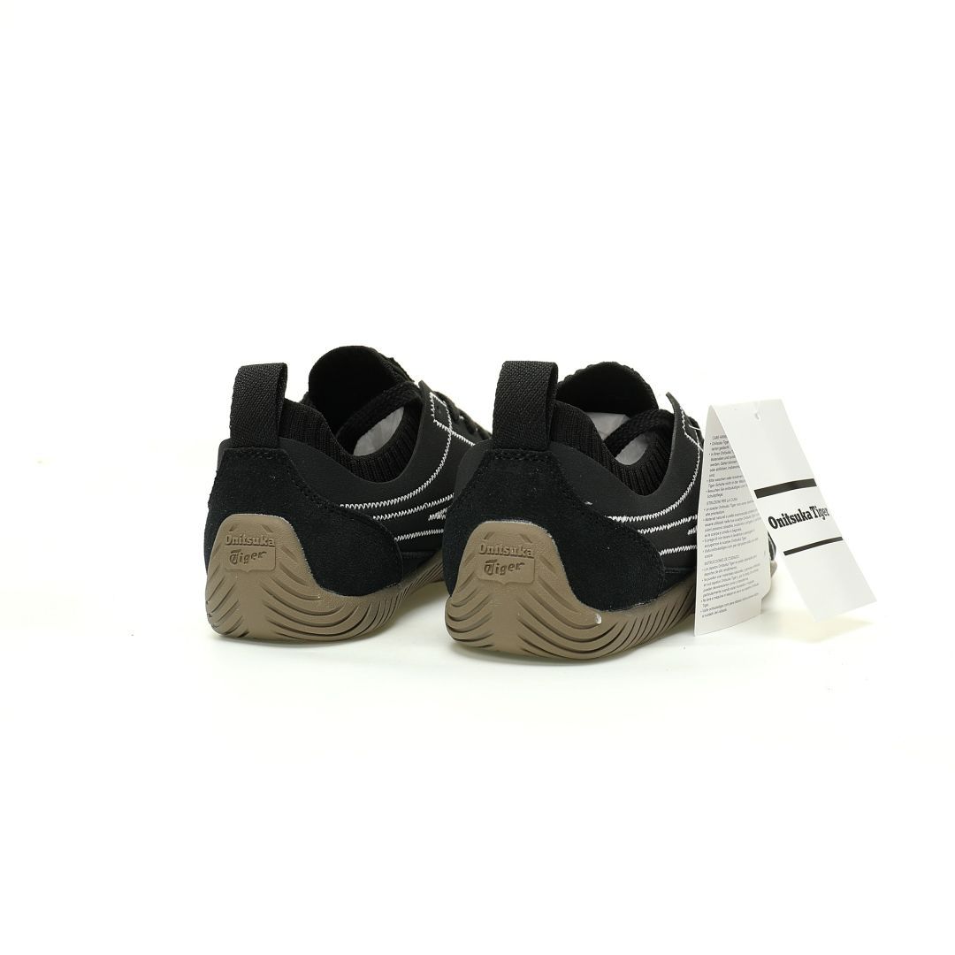 ブラック オンイツカ